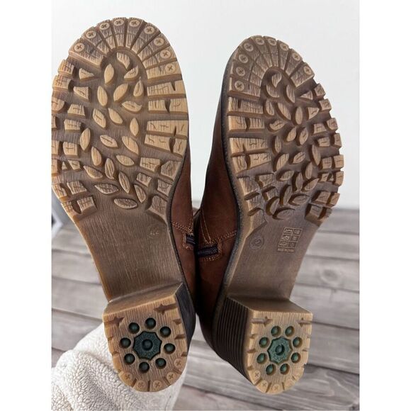 Spring Step Vegan Leather Brown Buckle Heeled Ankle Boots Size 10.5 - Picture 8 of 13